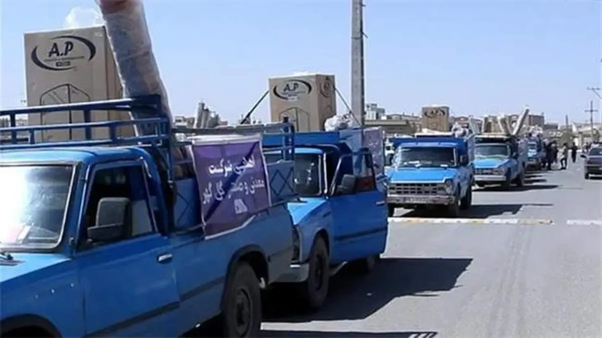 اهدای جهیزیه و بسته‌های کمک‌معیشتی به خانواده‌های کم‌برخوردار