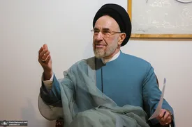 خاتمی:بعضیها میگویند ما حیاتمان در جنگ است