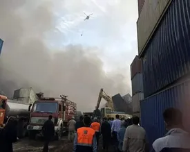 حماسه یک مرد در لحظه انفجار بندر شهید رجایی را ببینید