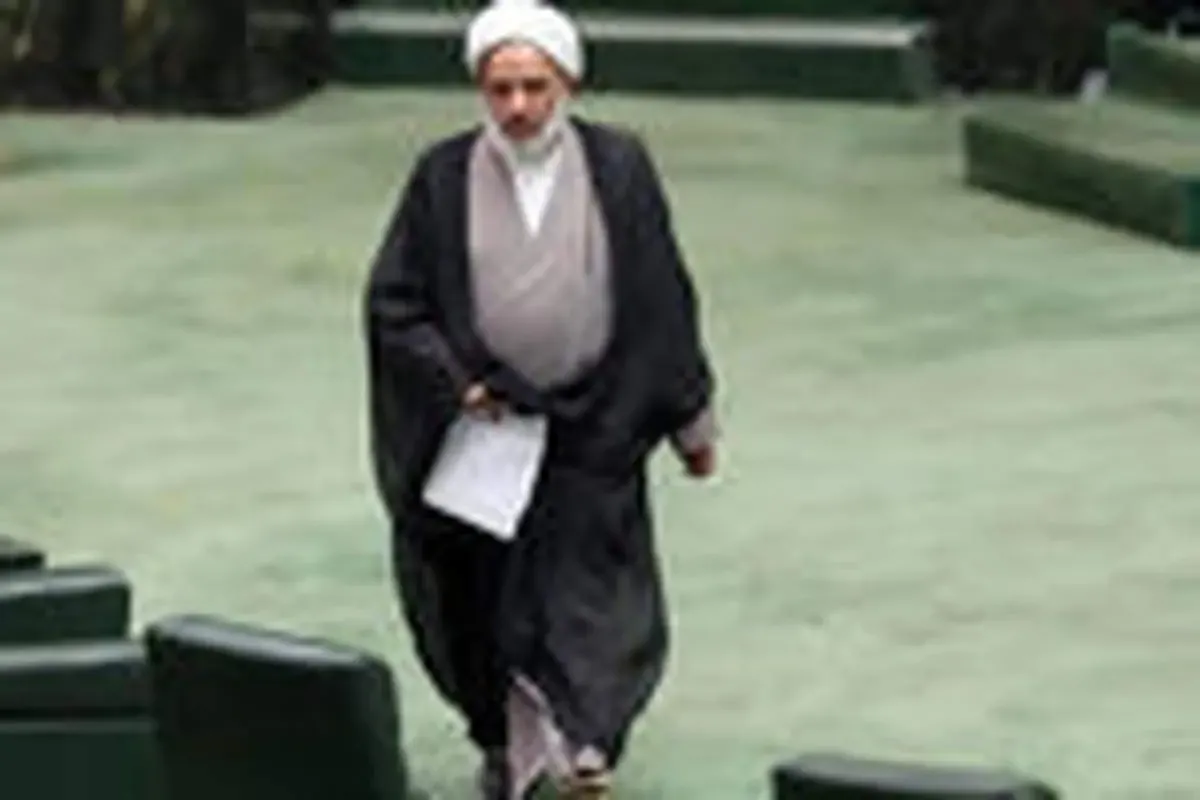 آقای آقاتهرانی! عملکرد خودتان را ببینید و بعد متهم کنید