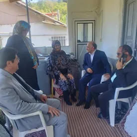 مدیرعامل بیمه دی در سفر به غرب مازندران: مراکز درمانی تحت پوشش در غرب مازندران برای خدمت به ایثارگران افزایش می یابد