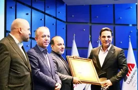 شرکت ورق خودرو چهارمحال و بختیاری موفق به دریافت تقدیر نامه۴ستاره گردید