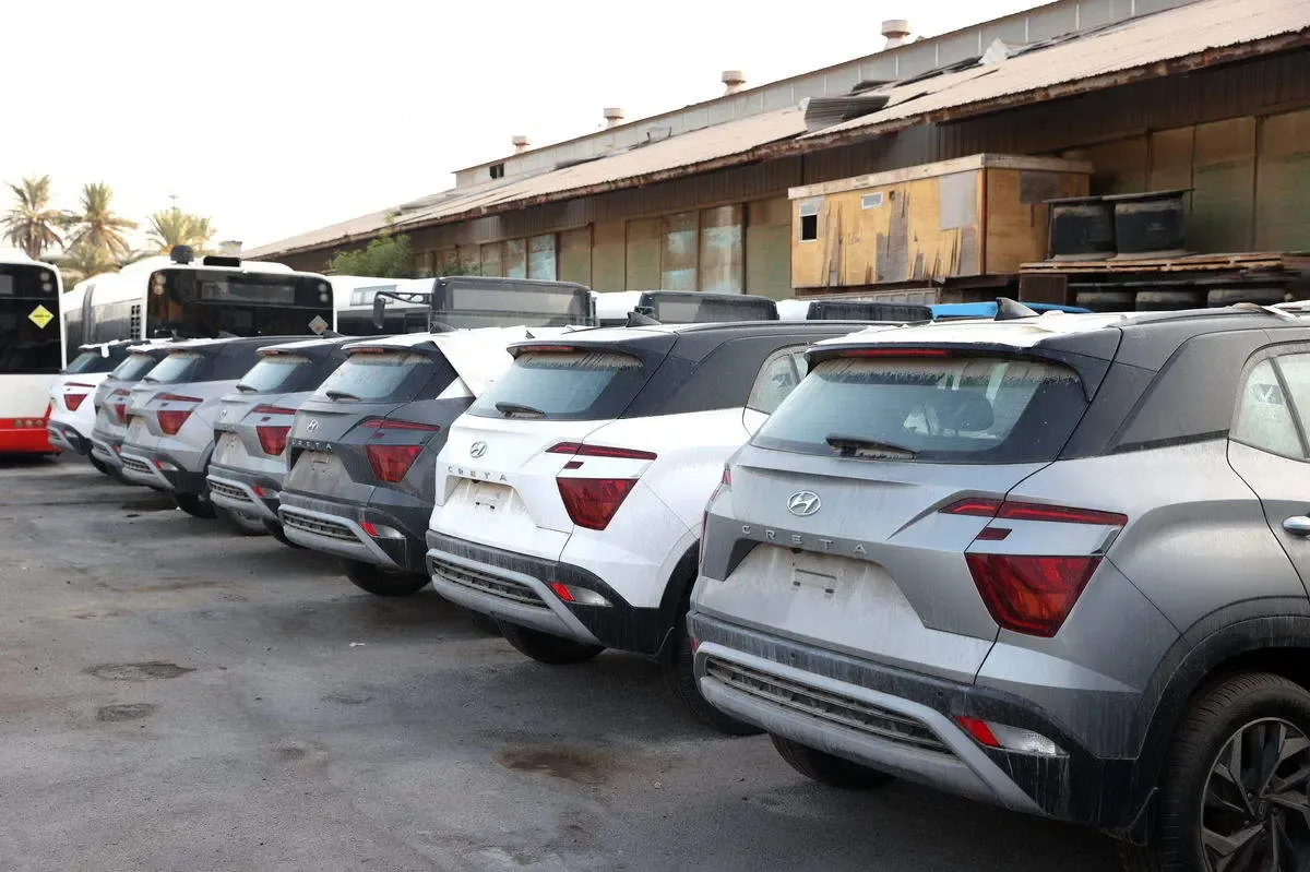 دولت در واردات خودرو معطل مانده