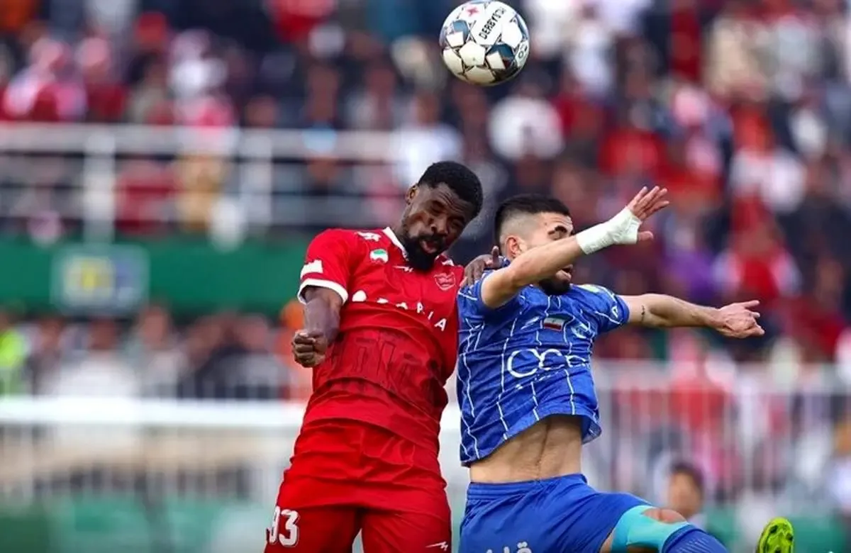 سرخابی‌ها ضد فوتبال بازی کردند