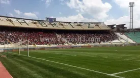 تابلوی ورود ممنوع زنان در پرتماشاگرترین بازی هفته