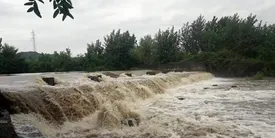 از رودخانه های تهران دور باشید؛ سیلابی می شوند