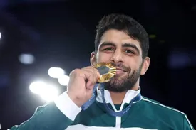 ساروی فینالیست کشتی فرنگی ایران در قهرمانی جهان شد