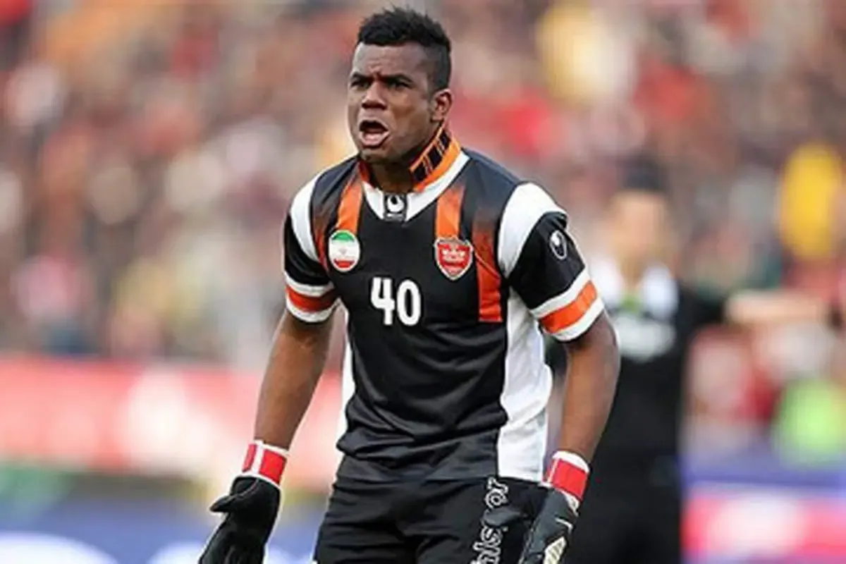 نیلسون کوریا به پرسپولیس می آید؟!