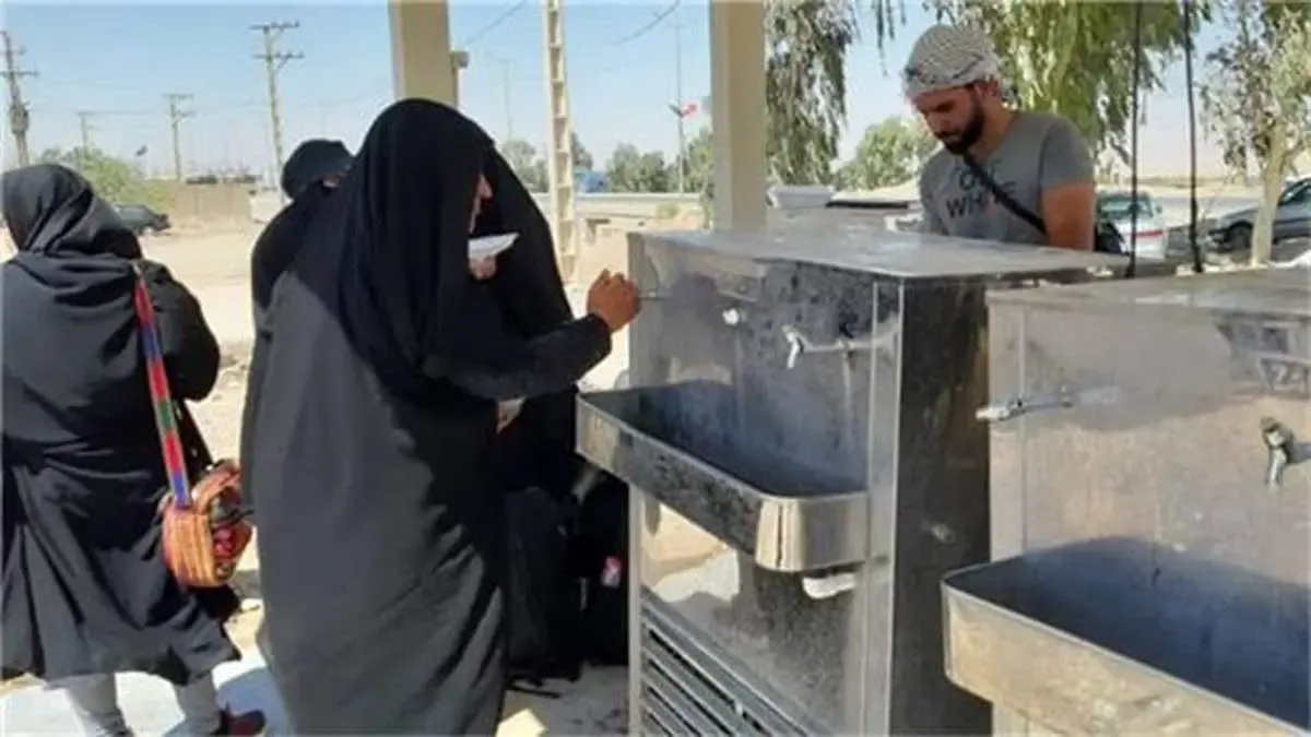 آبرسانی بنیاد برکت به زائران حسینی/ خدمات پزشکی و اقامتی پایانه برکت به راهپیمایان اربعین