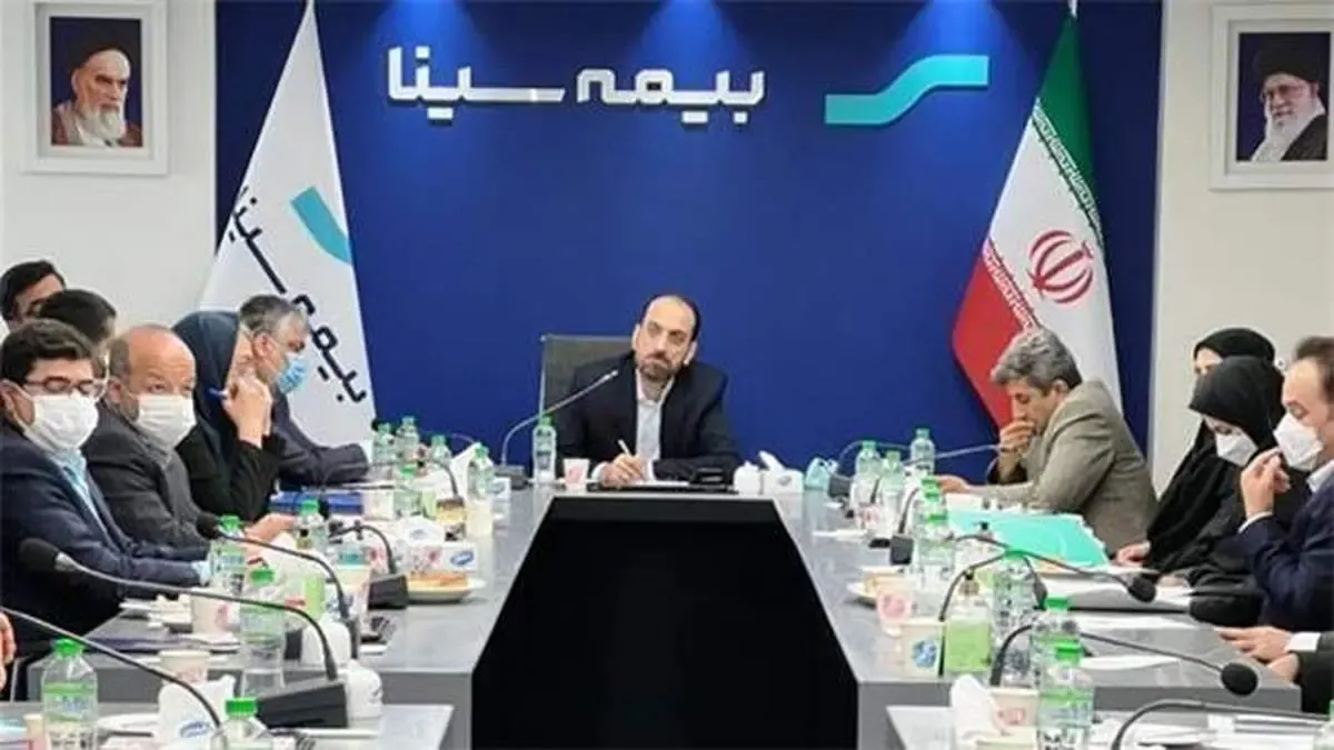 کار تیمی؛ محور فعالیت‌های بیمه سینا در دوره جدید