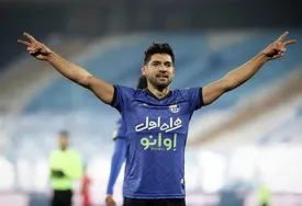 قرارداد ۳۶ میلیاردی هافبک استقلال