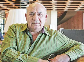 حشمت مهاجرانی: فوتبال‌مان را به امان خدا رها کرده‌ایم!