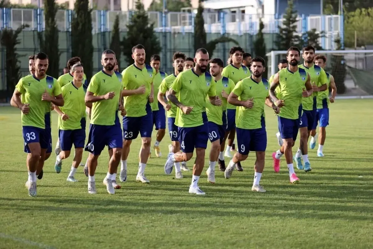 ستاره بی بدیل نکونام به دربی می رسد