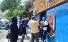 ببینید | حمله هواداران استقلال به خطیر به خاطر نکونام