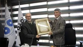 احمد سعیدبخش مدیرعامل هلدینگ آتیه‌فولاد نقش جهان شد