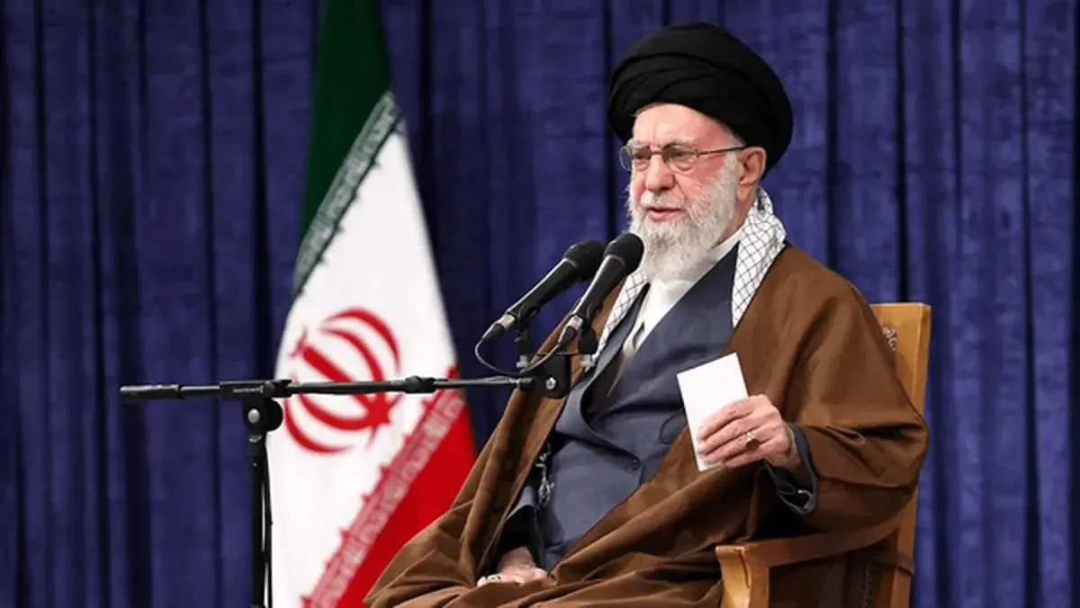 رهبر انقلاب خطاب به رئیس‌جمهور آمریکا: اصلاً شما چه کاره هستی!؟