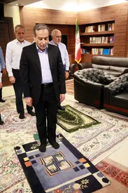 عکس پربازدید از یک اقامه نمازِ سیاسی در تهران/ تصاویر