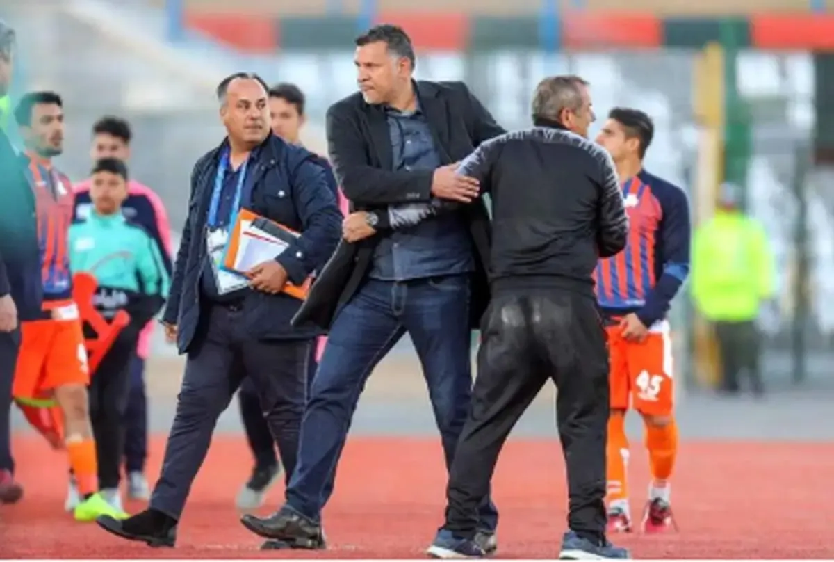 علی دایی جانشین گل محمدی در پرسپولیس!