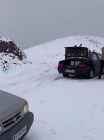 بارش برف، شهروندان کرج را ذوق‌زده کرد/ببینید