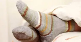 نپوشیدن جوراب چه عوارضی دارد؟