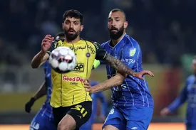 عکس جدول لیگ در پایان نیم فصل/ سپاهان صدر نشین؛ استقلال سوم شد