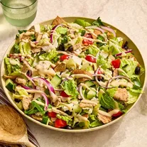 طرز تهیه سالاد یونانی با مرغ
