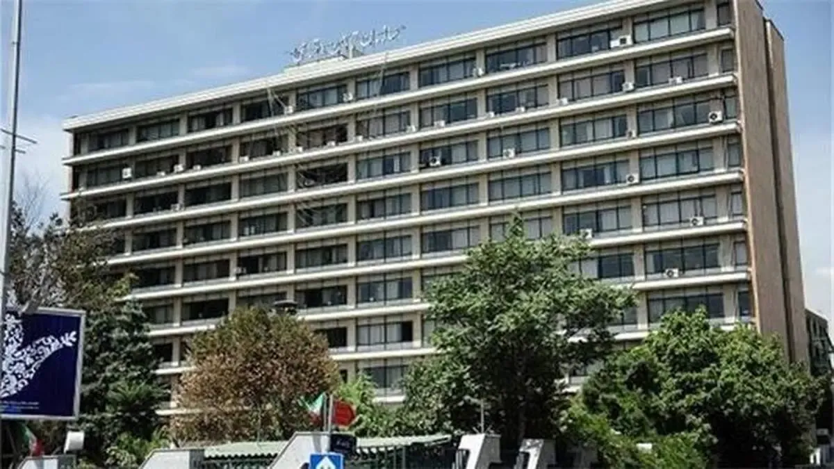 اجرای دو مرحله افزایش حقوق بازنشستگان/ تسهیل و بهبود فضای کسب و کار و کمک به رونق تولید