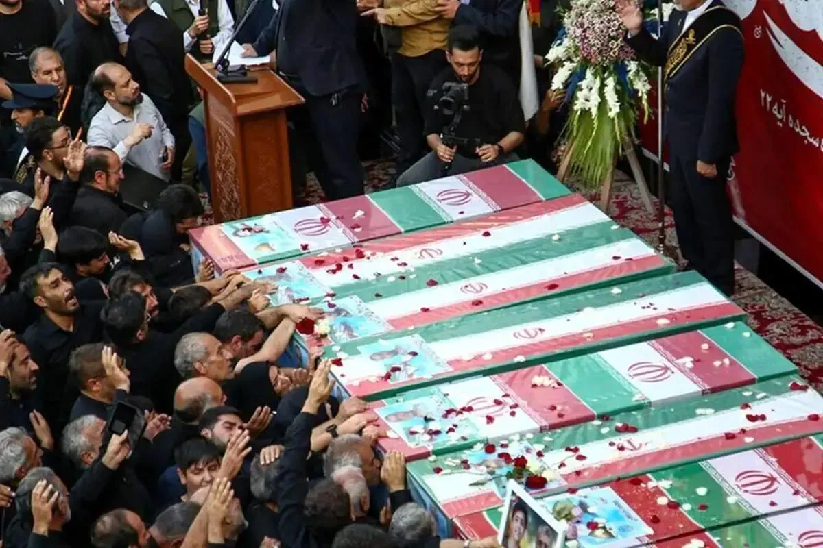 بیانیه  دولت برای حضور در مراسم تشییع فرماندهان غیور و سربازان وطن