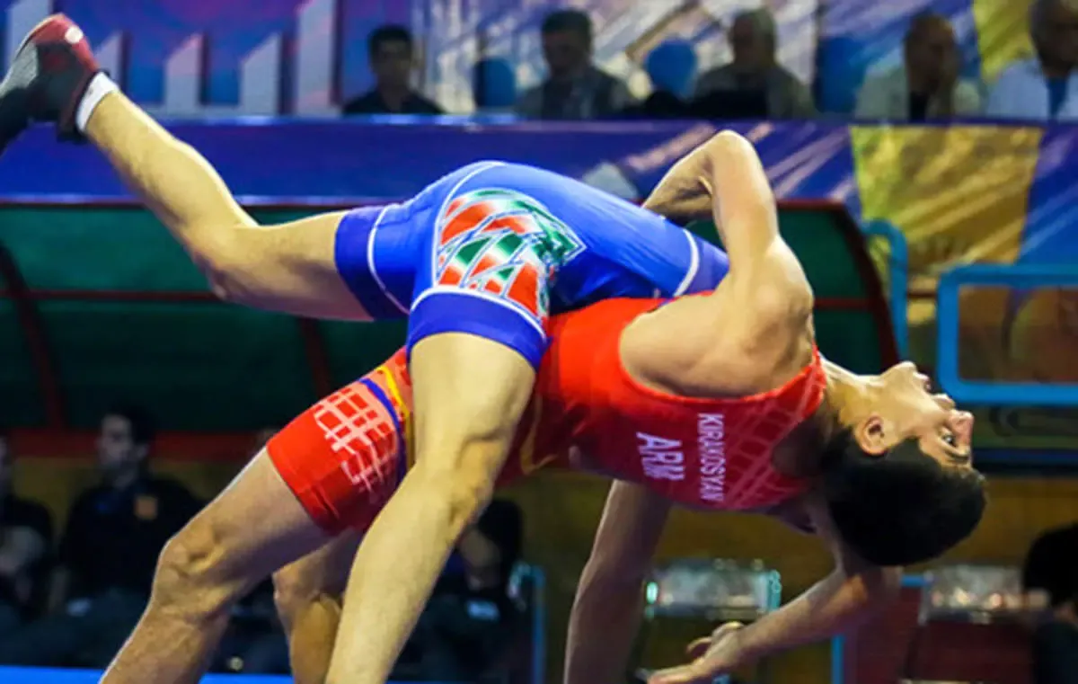 صعود نماینده ایران به فینال رقابت‌های کشتی فرنگی نوجوانان آسیا