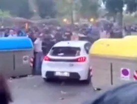 ببینید / یک زن قبل از شروع بازی این تیم هواردانش را له کرد