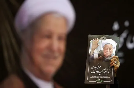 رنجنامه آیت الله هاشمی در آخرین افطار ماه رمضان: نباید ننگ اسلام باشیم!