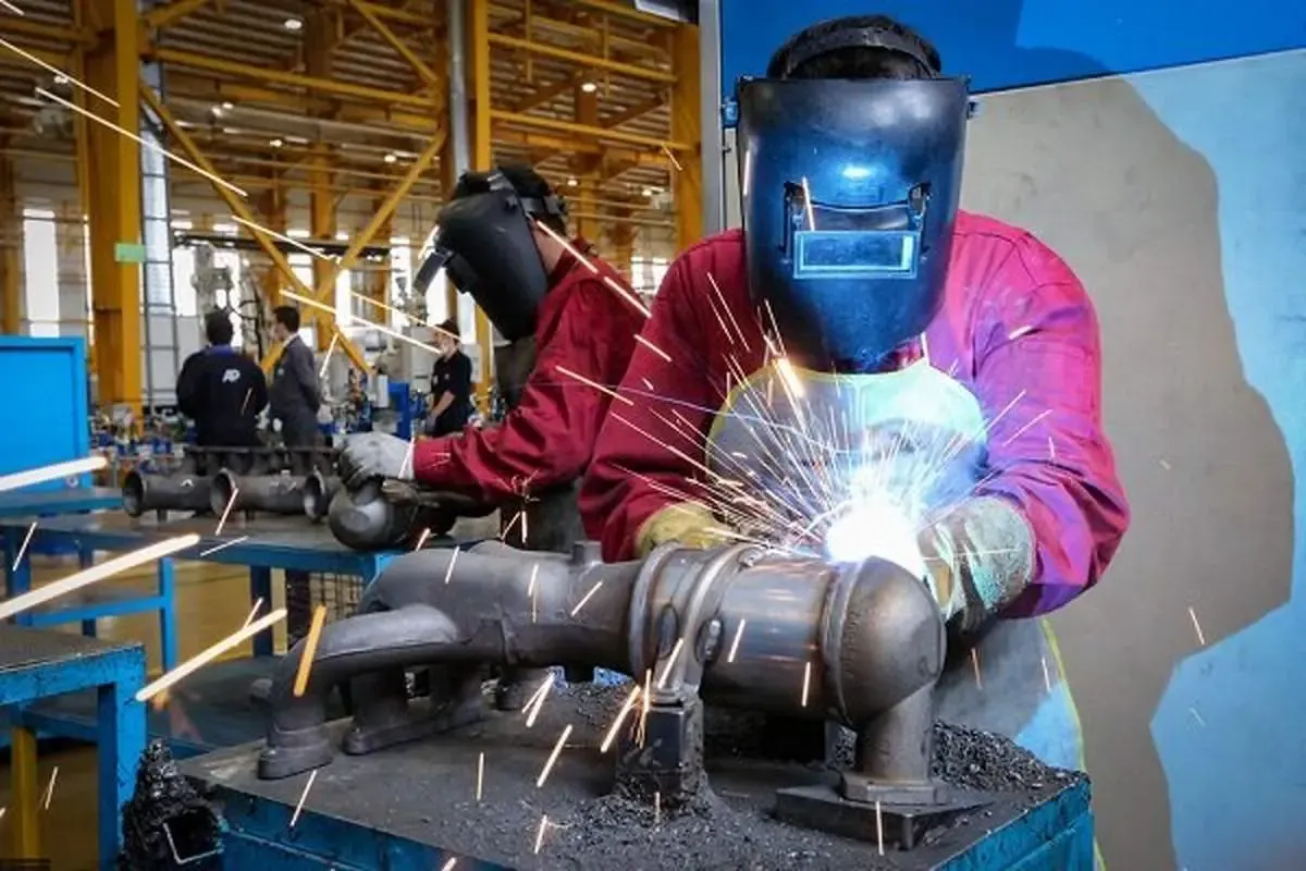 رقم دستمزد کارگران امشب مشخص می شود؟