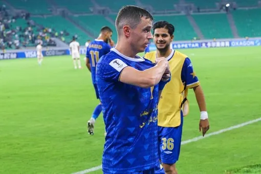 ستاره دیشب استقلال مشخص شد