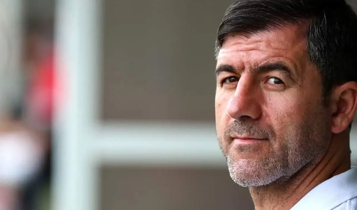 کریم باقری به سوگ نشست