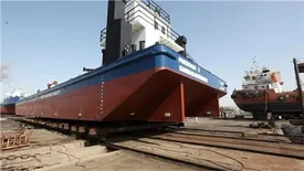 شناور پاک‌بوم ۵ به آب‌اندازی شد