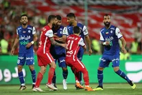 پاسخ دندان شکن پرسپولیس به استقلال/ عکس