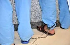 بازداشت ۲ سارق که در مقابل چشم پلیس سرقت کردند