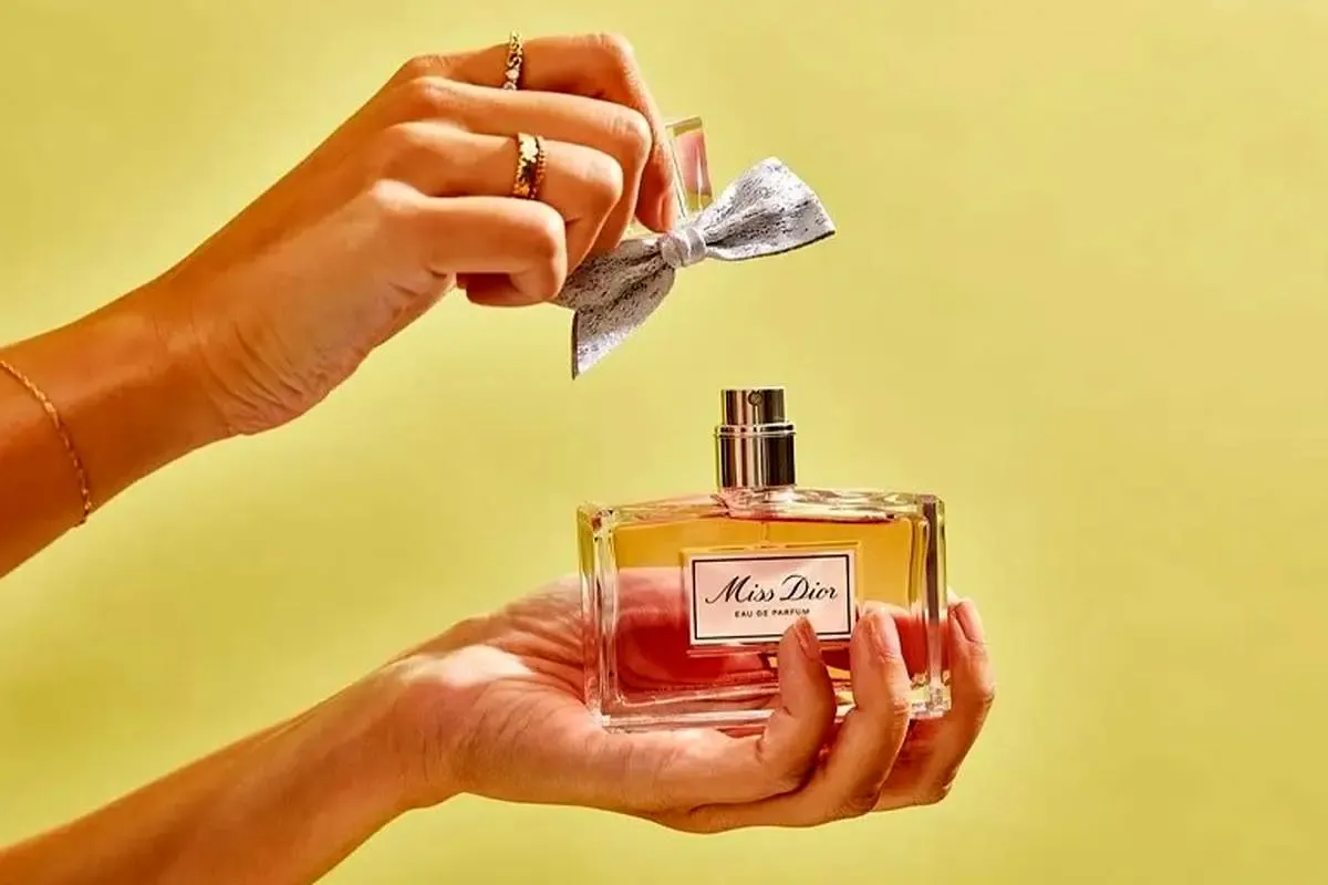 بهترین روش تست عطر قبل از خرید