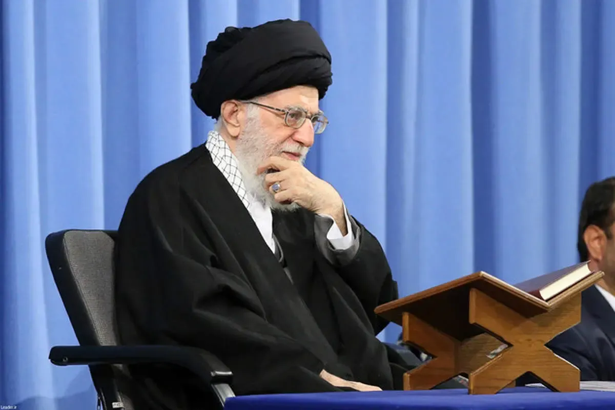 ایران با عمل به قرآن مقابل امریکا ایستاده و پیشرفت کرده است