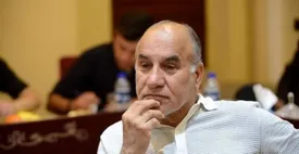 دلالان و مربیان فوتبال زد و بند می‌کنند | بازیکنی در لیگ نمی‌بینم که دو میلیارد ارزش داشته باشد