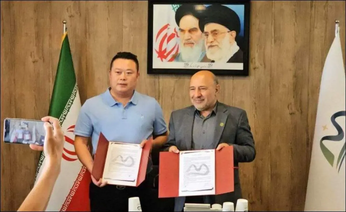 امضای تفاهم نامه سرمایه گذاری یک شرکت چینی برای ایجاد شهر خودرویی در ماکو