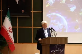 عارف: از جنگ کلاسیک و گلوله‌ها به جنگ علم و فناوری رسیدیم