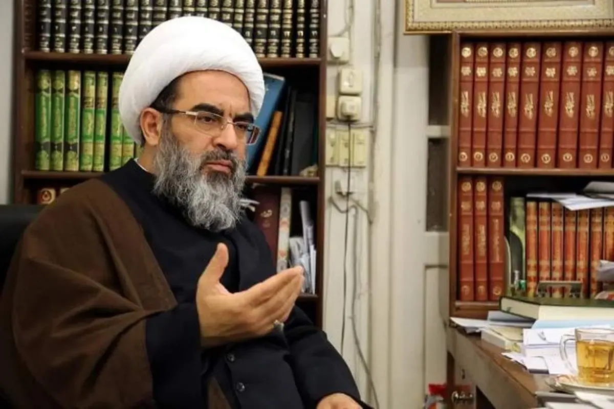 صدا و سیما به جای کار علمی و اساسی سرود با موضوع حجاب پخش می‌کند!