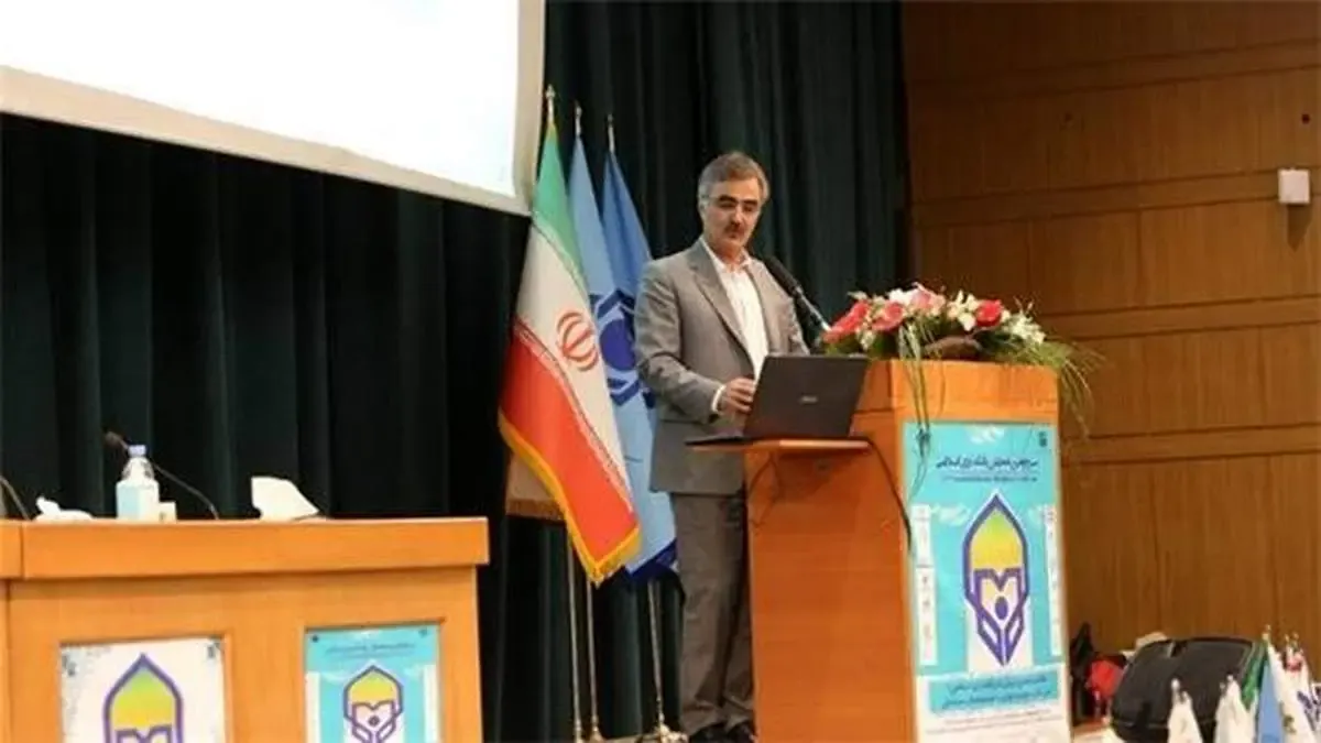 دکتر فرزین: نظام بانکی، جدا از نظام اقتصادی کشور نیست