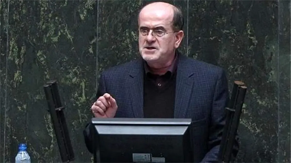 اصل ۵۹ قانون اساسی یک ظرفیت است/ در موضوع « FATF» و «برجام» همه پرسی برگزار کنیم/ چه طور است که مردم می‌توانند رئیس‌جمهور و نماینده انتخاب کنند اما نمی‌توانند در موارد مهم نظر دهند؟