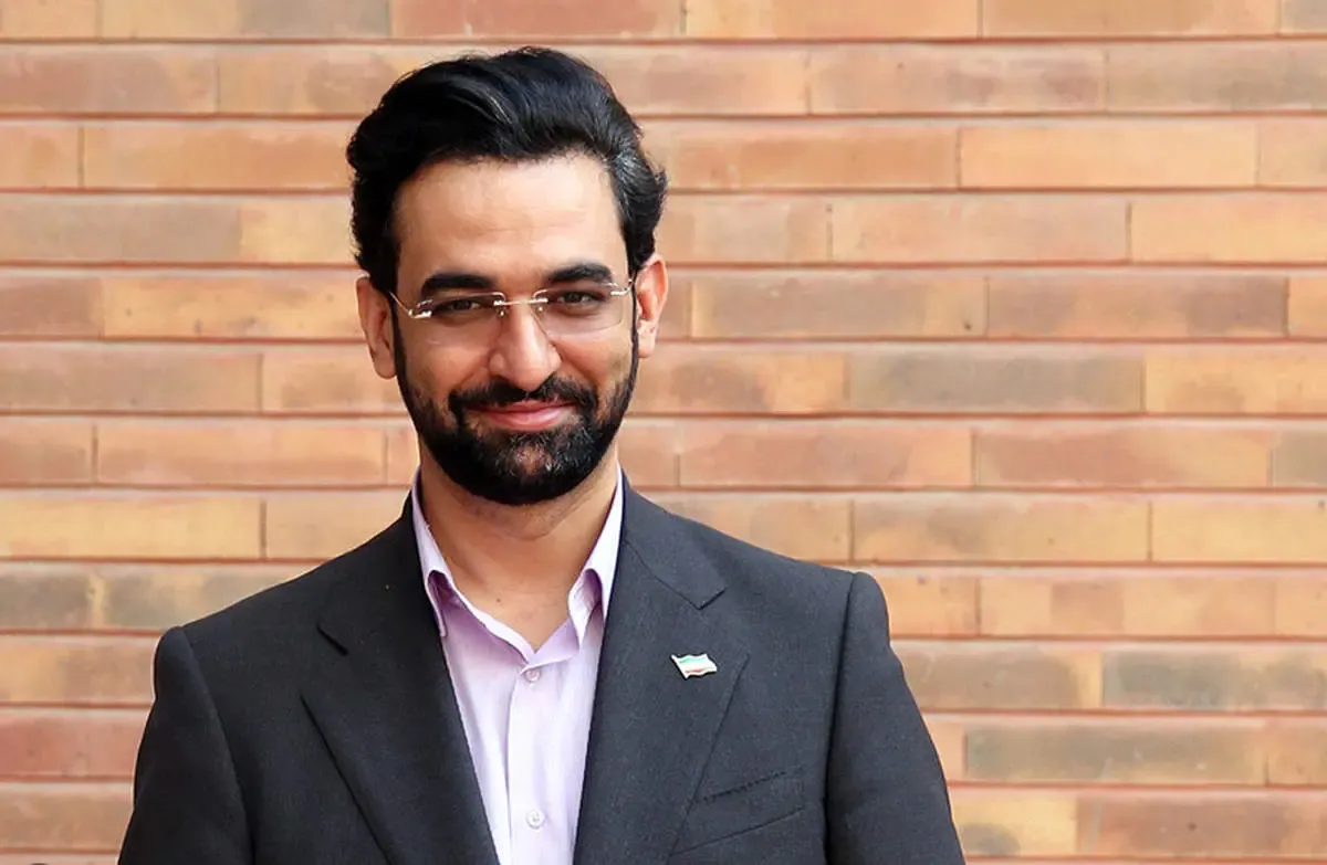 واکنش طنز آذر جهرمی‌به افزایش سن بازنشستگی