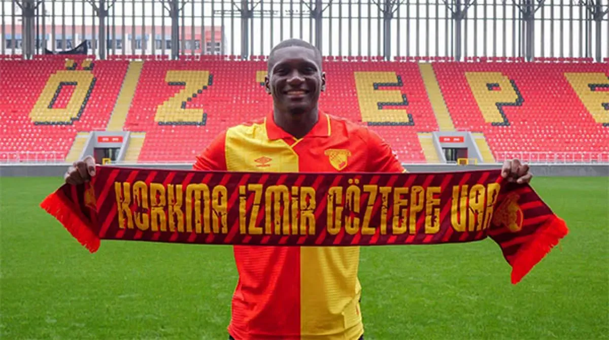 کارتال غول ۱۹۵ سانتی متری را به پرسپولیس می آورد