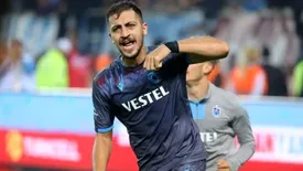 لژیونر ایرانی در تیمش باقی ماند | او به استقلال نمی‌آید