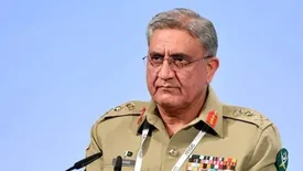 ببینید | حمله شهروند افغانستانی به فرمانده پیشین ارتش پاکستان در پاریس