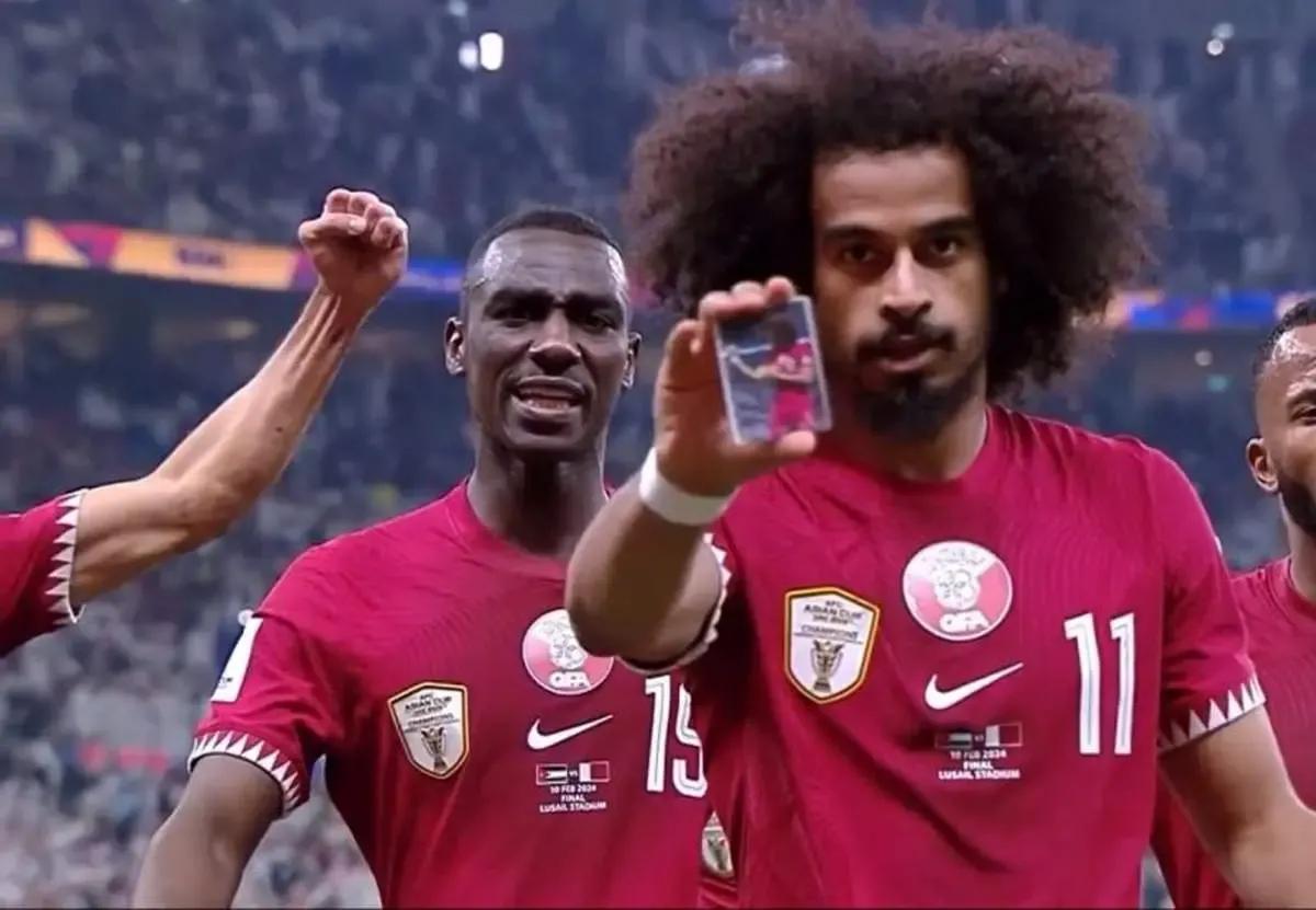 شعبده‌بازی و شادی منحصربفرد اکرم عفیف در فینال/ عکس